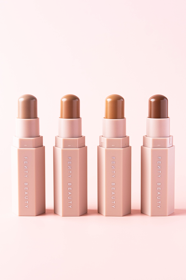 Rihanna top contour stick